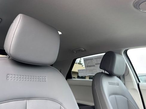 New 2026 Hyundai Ioniq 5 SEL image 17