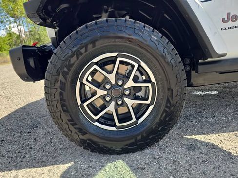 New 2026 Jeep Gladiator Rubicon AWD/4WD image 28