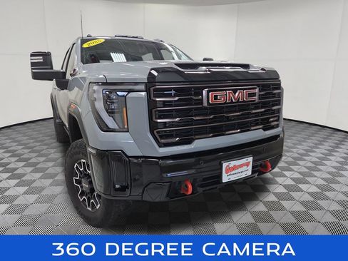 Used 2025 GMC Sierra 2500 AT4X AWD/4WD image 2