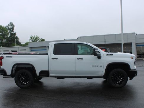 New 2026 Chevrolet Silverado 2500 LT w/ Trail Boss Package AWD/4WD image 11