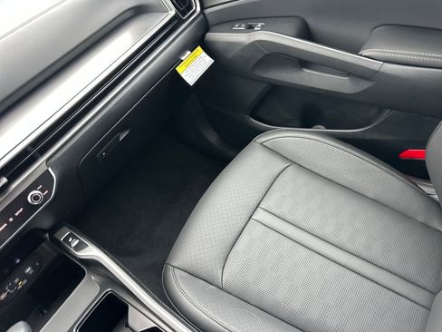 New 2026 Kia Sorento S w/ S Panoramic Sunroof Package image 27