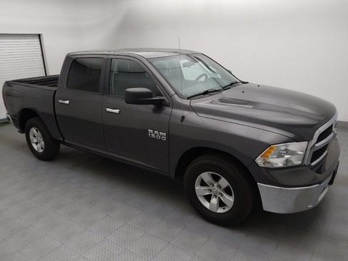 Used 2018 RAM 1500 Classic SLT RWD image 11