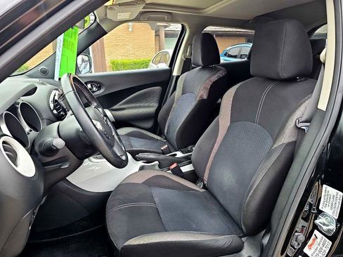 Used 2017 Nissan Juke SV image 10