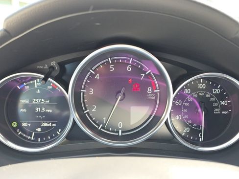 Certified 2024 MAZDA MX-5 Miata Club RWD image 23