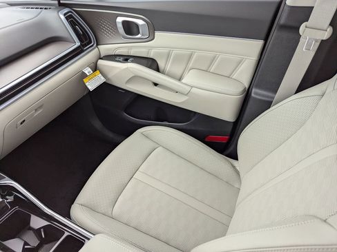 New 2026 Kia Sorento SX image 16