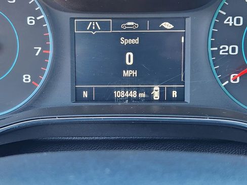 Used 2017 Chevrolet Cruze LT image 27