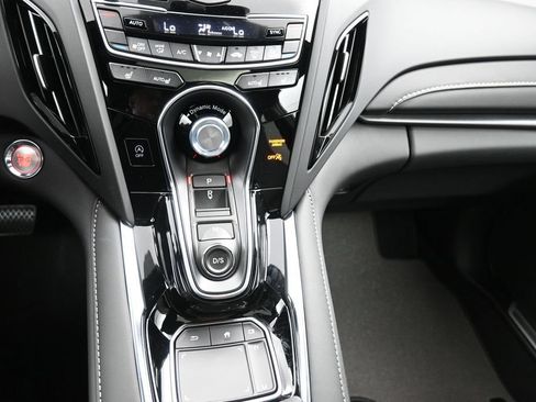 New 2026 Acura RDX SH-AWD image 17