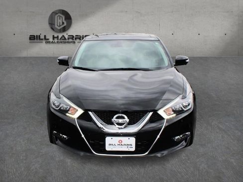 Used 2017 Nissan Maxima Platinum w/ Medallion Package image 2