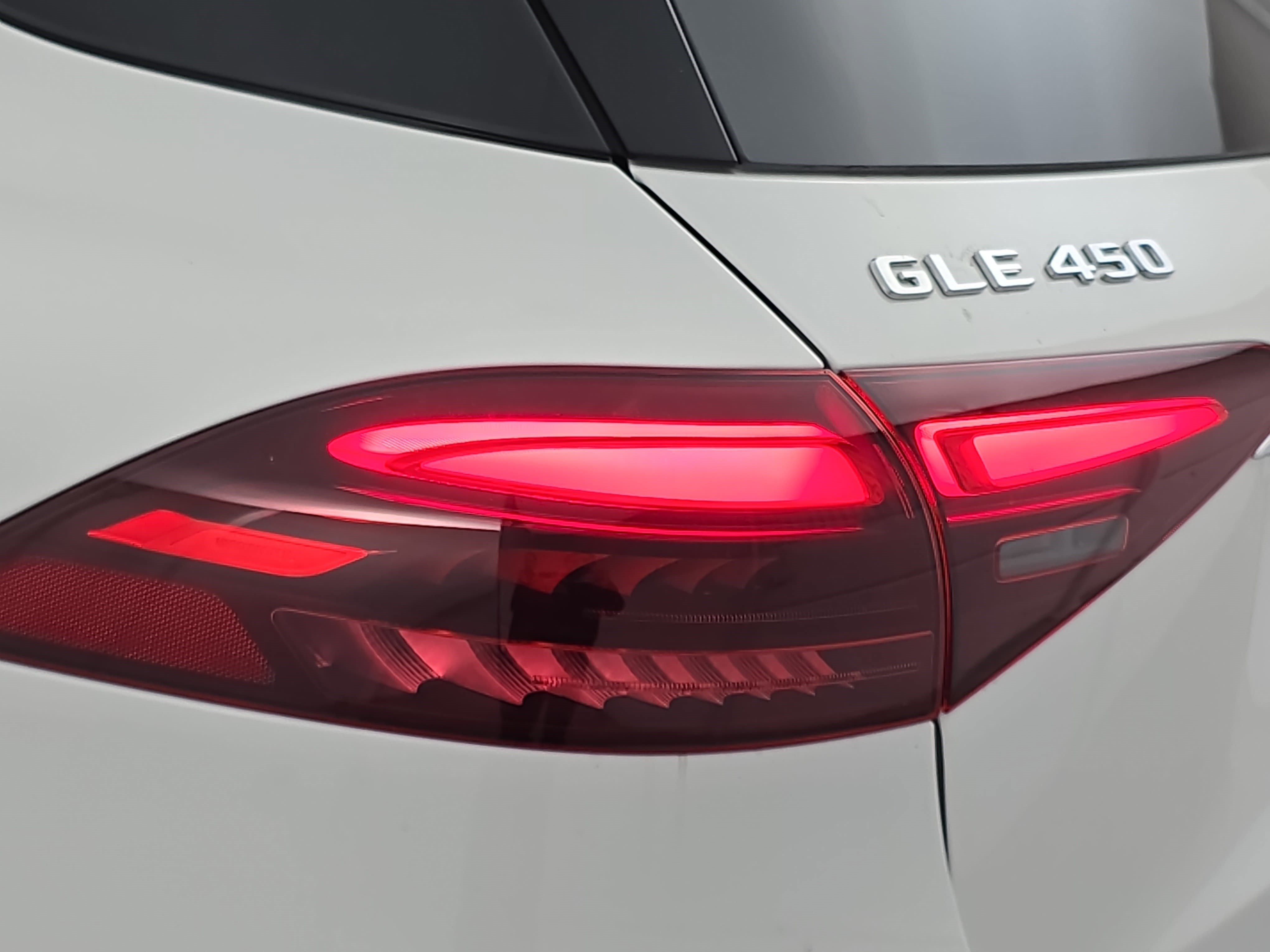 New 2026 Mercedes-Benz GLE 450 4MATIC image 35