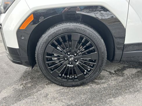 Used 2025 Hyundai Santa Fe Calligraphy image 12