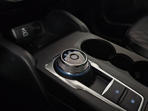 Used 2024 Ford Escape SE w/ PHEV Premium Package image 39