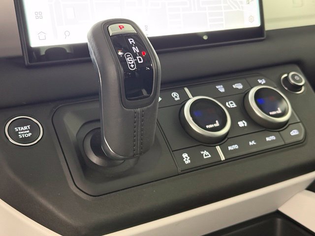 Certified 2025 Land Rover Defender 110 S AWD/4WD image 27