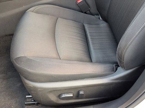 Used 2024 Nissan Altima 2.5 SV image 15