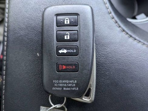 Used 2022 Lexus IS 300 w/ Premium Package RWD image 28