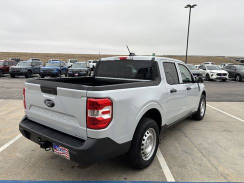 Used 2025 Ford Maverick XL image 6
