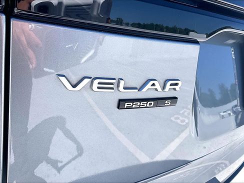 Used 2020 Land Rover Range Rover Velar S AWD/4WD image 30