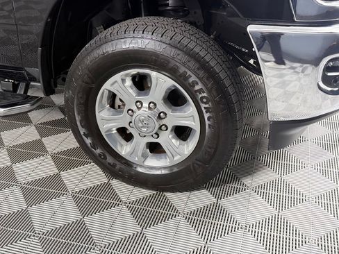 Certified 2025 RAM 2500 Big Horn AWD/4WD image 12