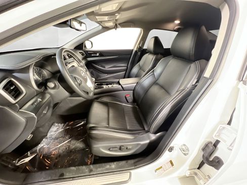 Used 2023 Nissan Maxima SV w/ Floor Mat Group image 21