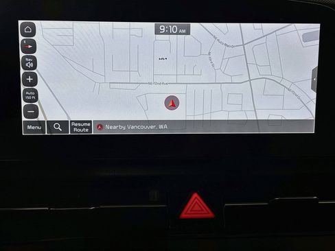 Certified 2023 Kia Niro EX FWD image 17