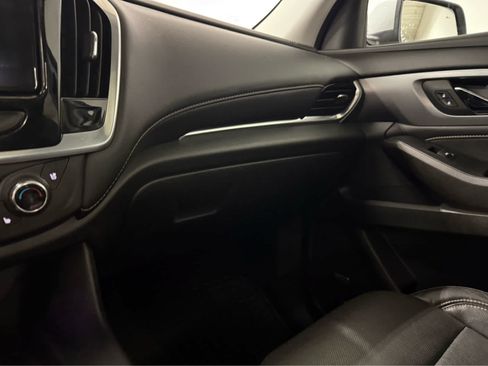 Used 2021 Chevrolet Traverse Premier AWD/4WD image 19