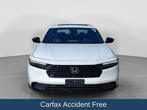 Used 2025 Honda Accord Sport image 3