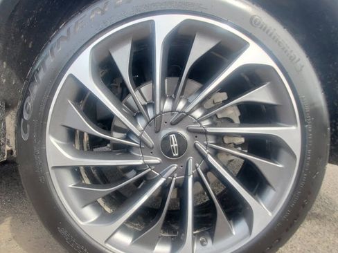 Used 2020 Lincoln Aviator Reserve w/ Equipment Group 202A image 27