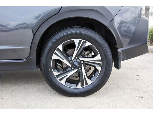 Certified 2024 Subaru Crosstrek 2.0i Premium image 31