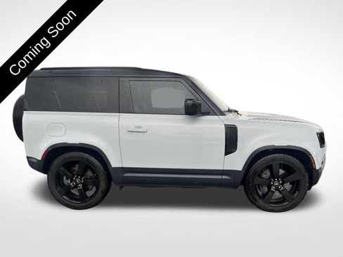Used 2022 Land Rover Defender 90 S AWD/4WD image 4