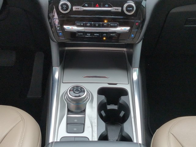 Used 2023 Ford Explorer Limited w/ Equipment Group 301A RWD image 19