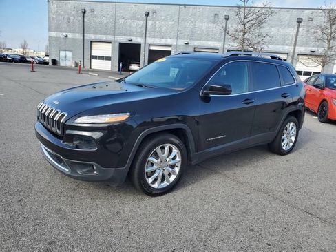 Used 2015 Jeep Cherokee Limited w/ Luxury Group image 10