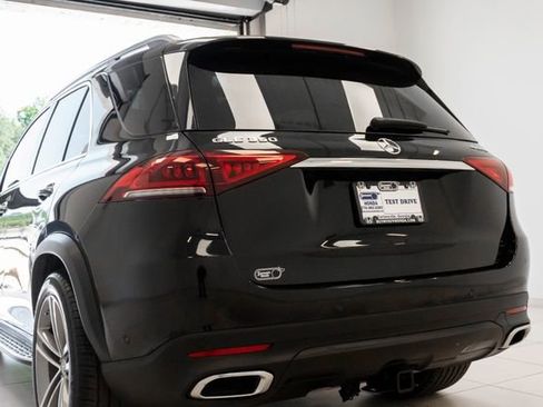 Used 2022 Mercedes-Benz GLE 350 4MATIC w/ Premium Package image 13