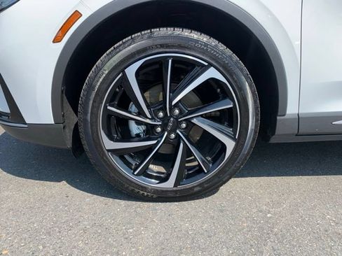Used 2024 Lincoln Corsair Reserve w/ Equipment Group 201A AWD/4WD image 11