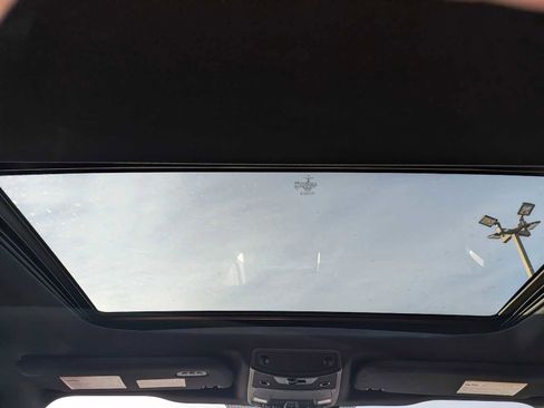 Certified 2020 Ford F150 Platinum w/ FX4 Off-Road Package image 26