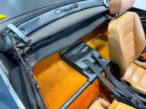Used 1988 Alfa Romeo Spider Veloce RWD image 31