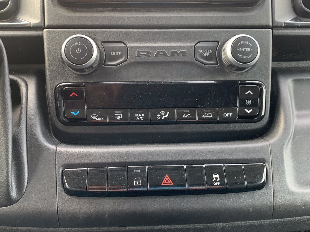 Used 2024 RAM ProMaster 2500 w/ Convenience Group FWD image 23