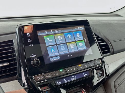 Certified 2024 Honda Odyssey EX-L image 13