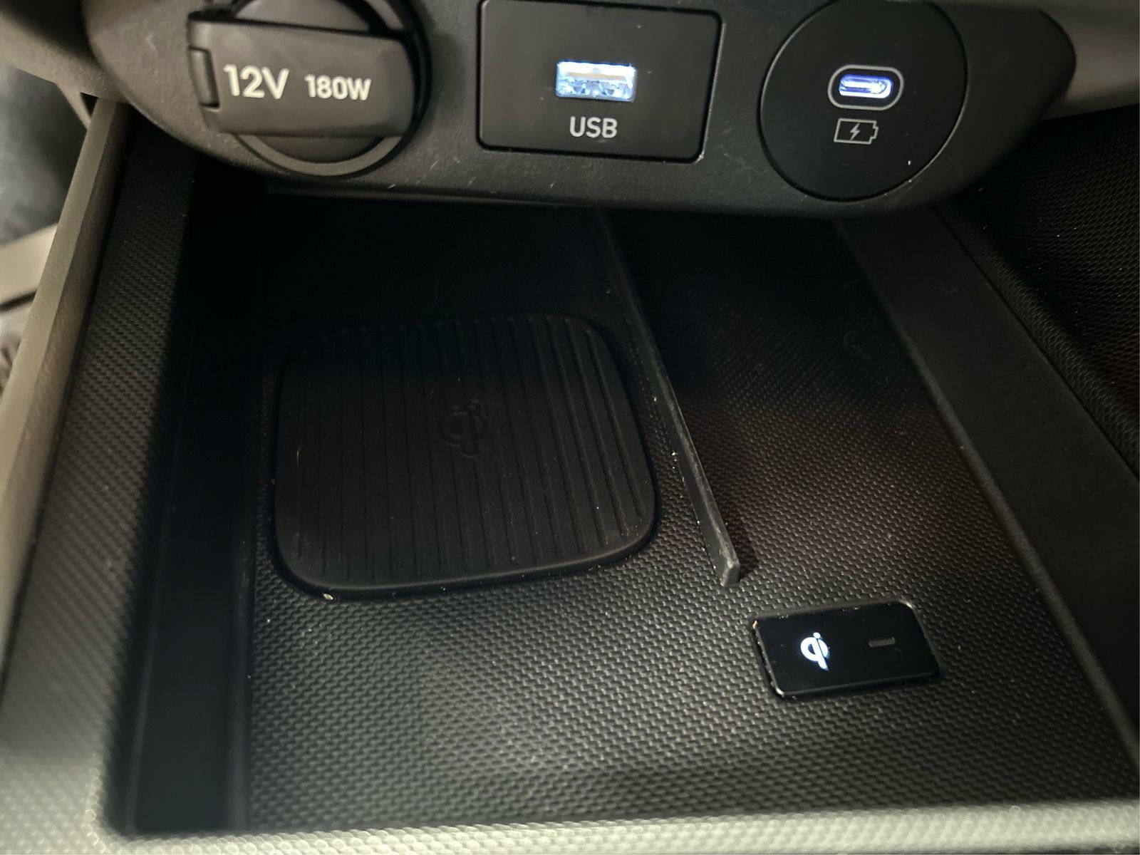 Used 2025 Hyundai Elantra SEL FWD image 34