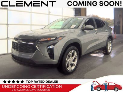 Used 2024 Chevrolet Trax LS w/ LS Convenience Package