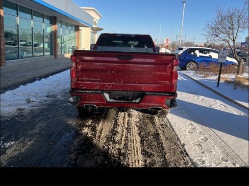 Used 2023 Chevrolet Silverado 1500 RST image 4