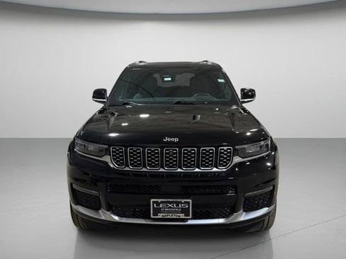 Used 2022 Jeep Grand Cherokee L Summit AWD/4WD image 9
