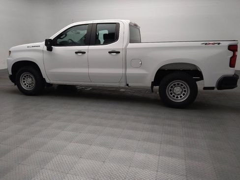 Used 2020 Chevrolet Silverado 1500 W/T w/ Trailering Package AWD/4WD image 3