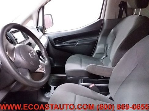 Used 2014 Nissan NV200 SV w/ Back Door Glass Package image 10