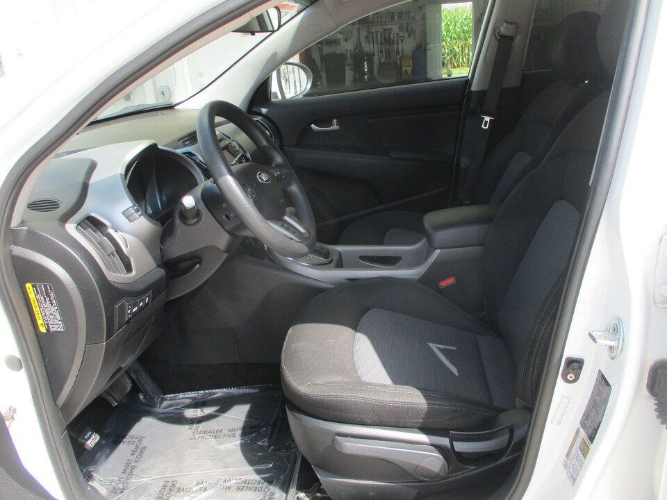 Used 2016 Kia Sportage LX FWD image 24