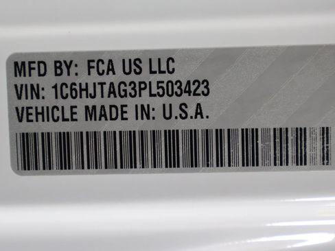 Used 2023 Jeep Gladiator Sport image 39