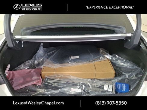 New 2025 Lexus ES 350 w/ Premium Package image 8