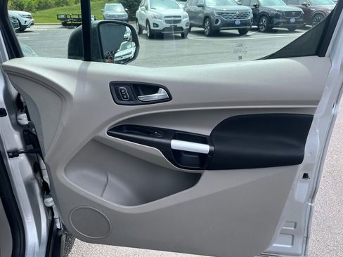 Used 2019 Ford Transit Connect XLT FWD image 10
