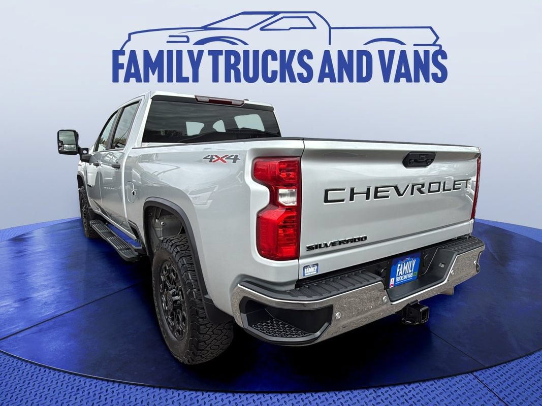 Used 2020 Chevrolet Silverado 2500 W/T w/ WT Convenience Package AWD/4WD image 3