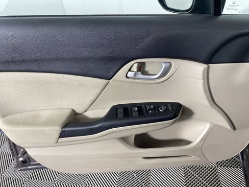 Used 2013 Honda Civic LX image 9
