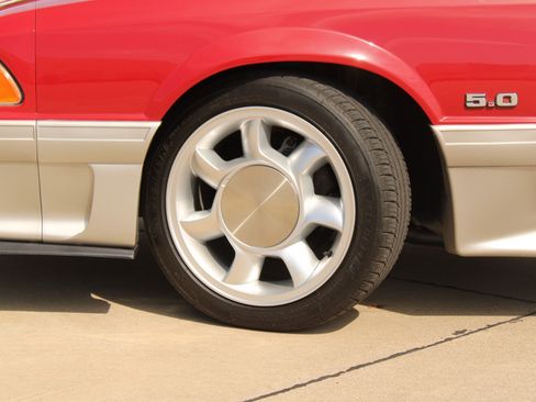 Used 1989 Ford Mustang GT RWD image 27