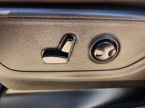 Used 2025 RAM 1500 Lone Star AWD/4WD image 13